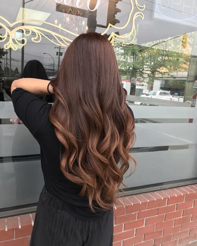 Уход за волосами — Окрашивание длинных волос