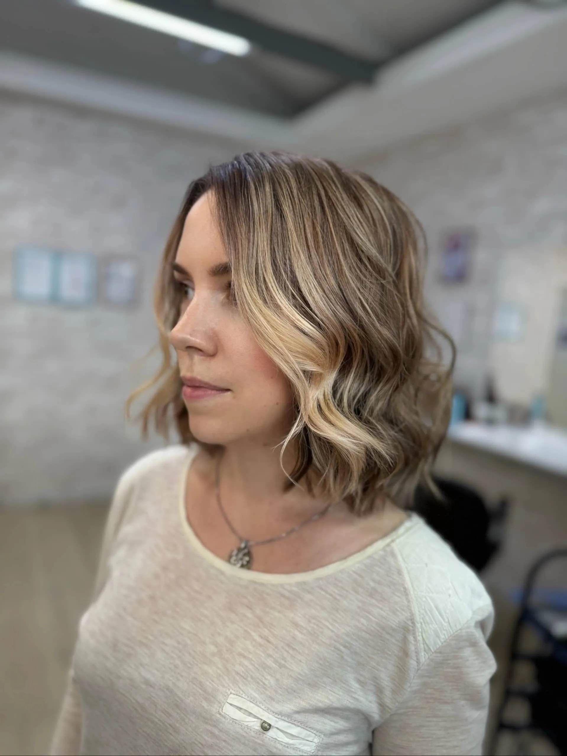 Образовательный материал - Парикмахер-универсал: кто это, что умеет и как им стать | Объективный гид Визуальное объяснение: парикмахер-универсал