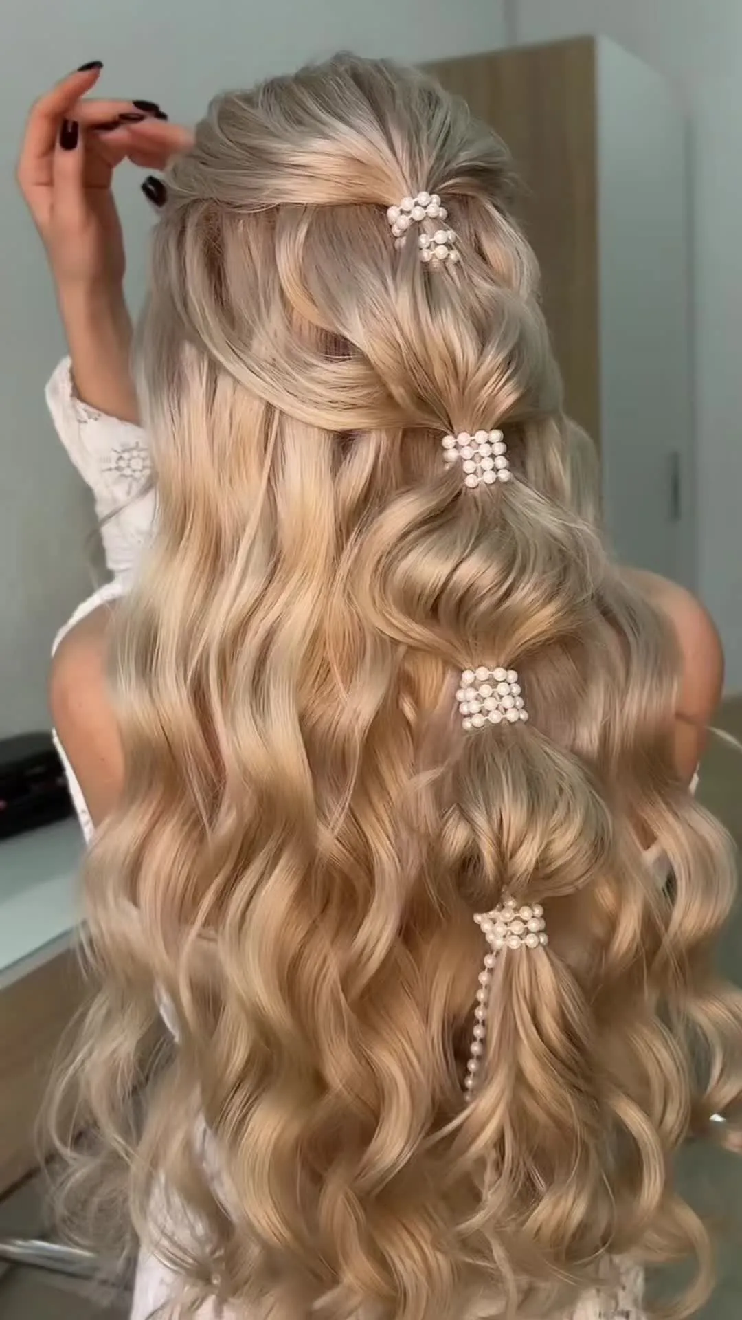 Образовательный материал - Шевелюра: советы по уходу, полезные статьи и объективные сравнения Визуальное объяснение: прически на длинные волосы