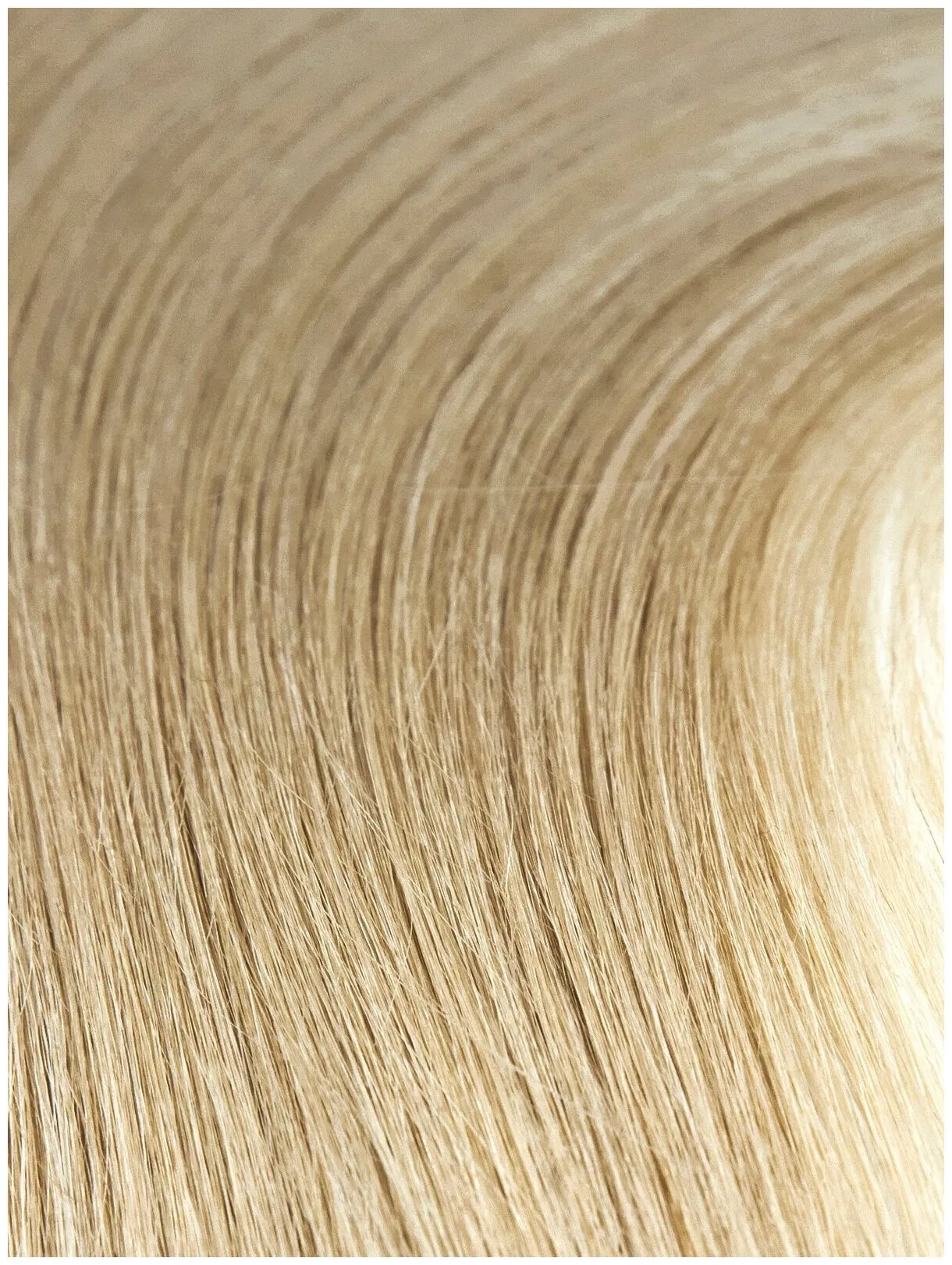 Естественный пшеничный блонд: многомерный оттенок светлых волос с переливами золота и пепла