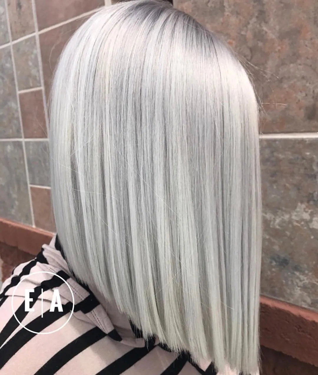 Техника мелирования на блонд: процесс создания тонких светлых прядей для естественного осветления