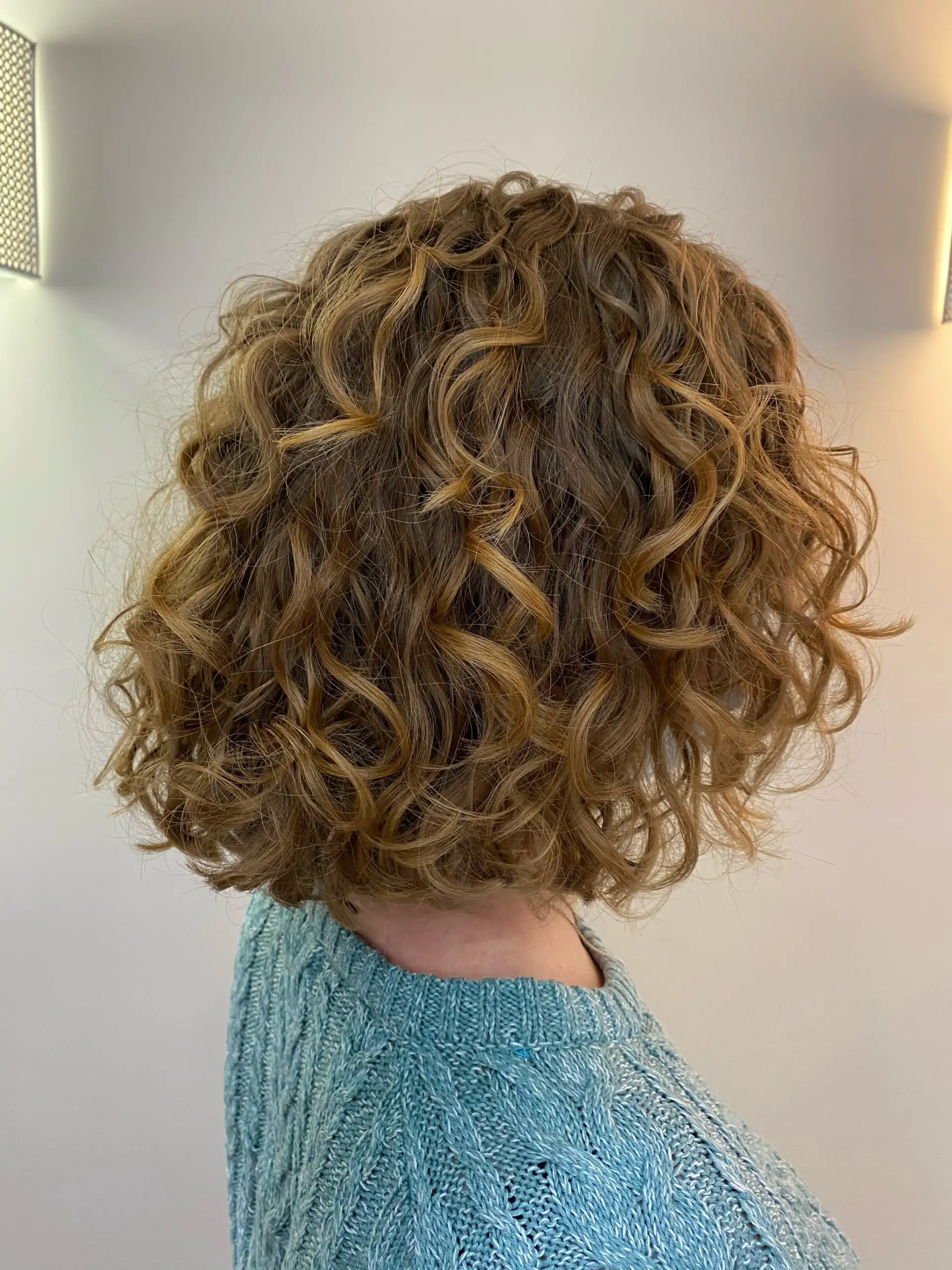 Визуальное объяснение: химическая завивка