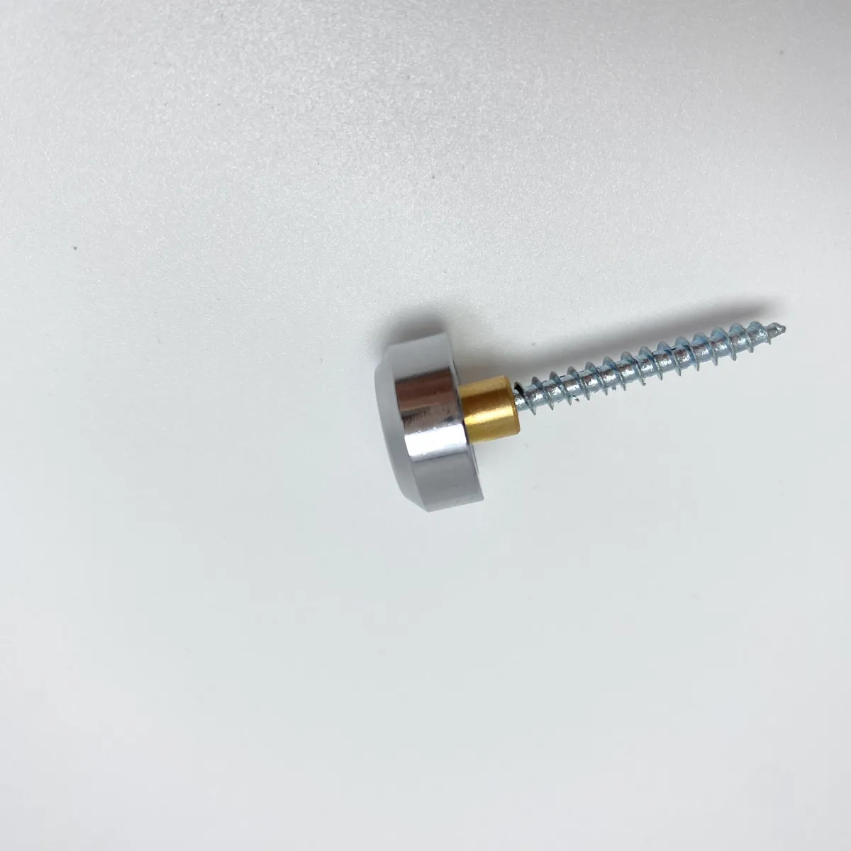 Визуальное объяснение: как повестить зеркало