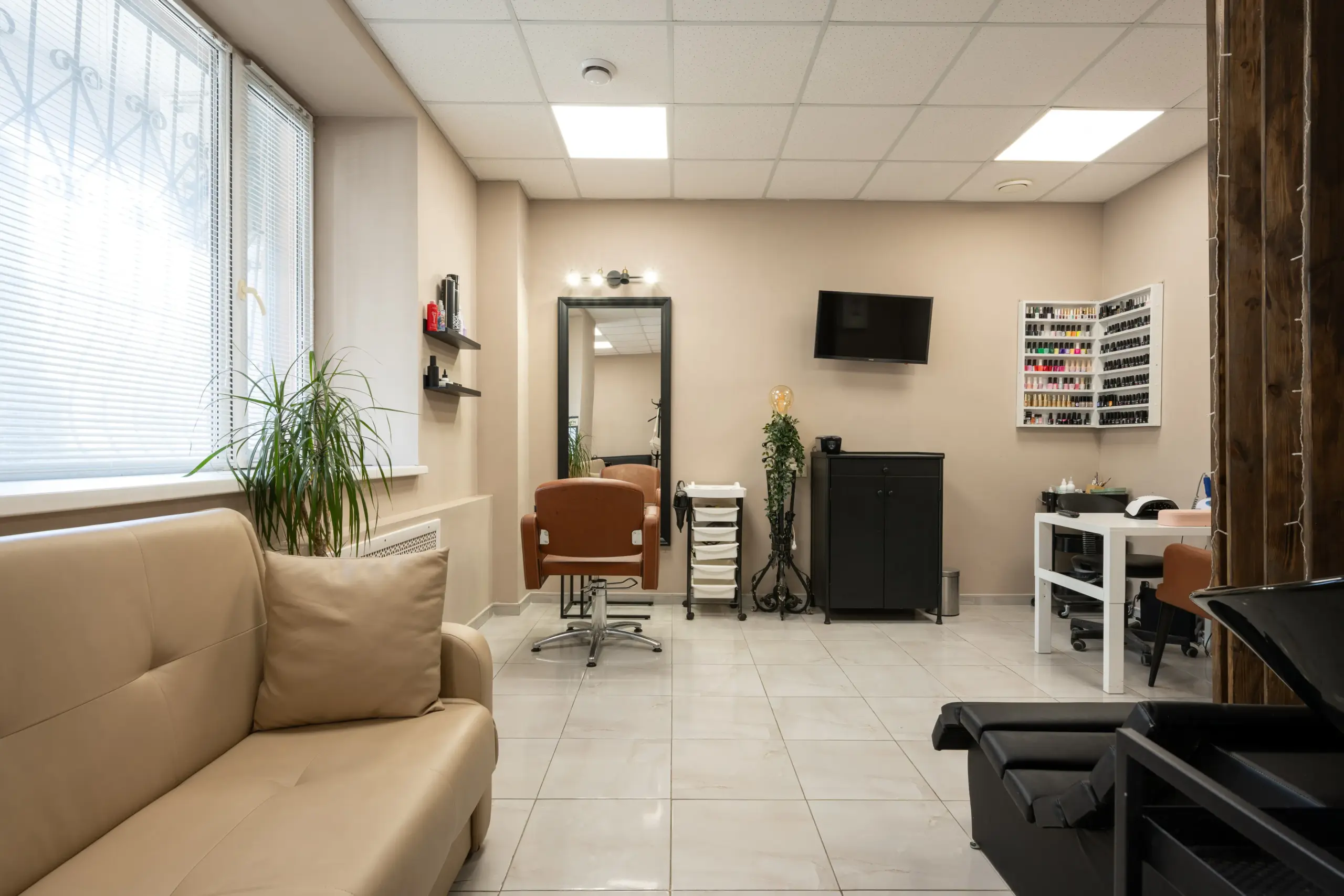 Визуальное объяснение: салон красоты услуги