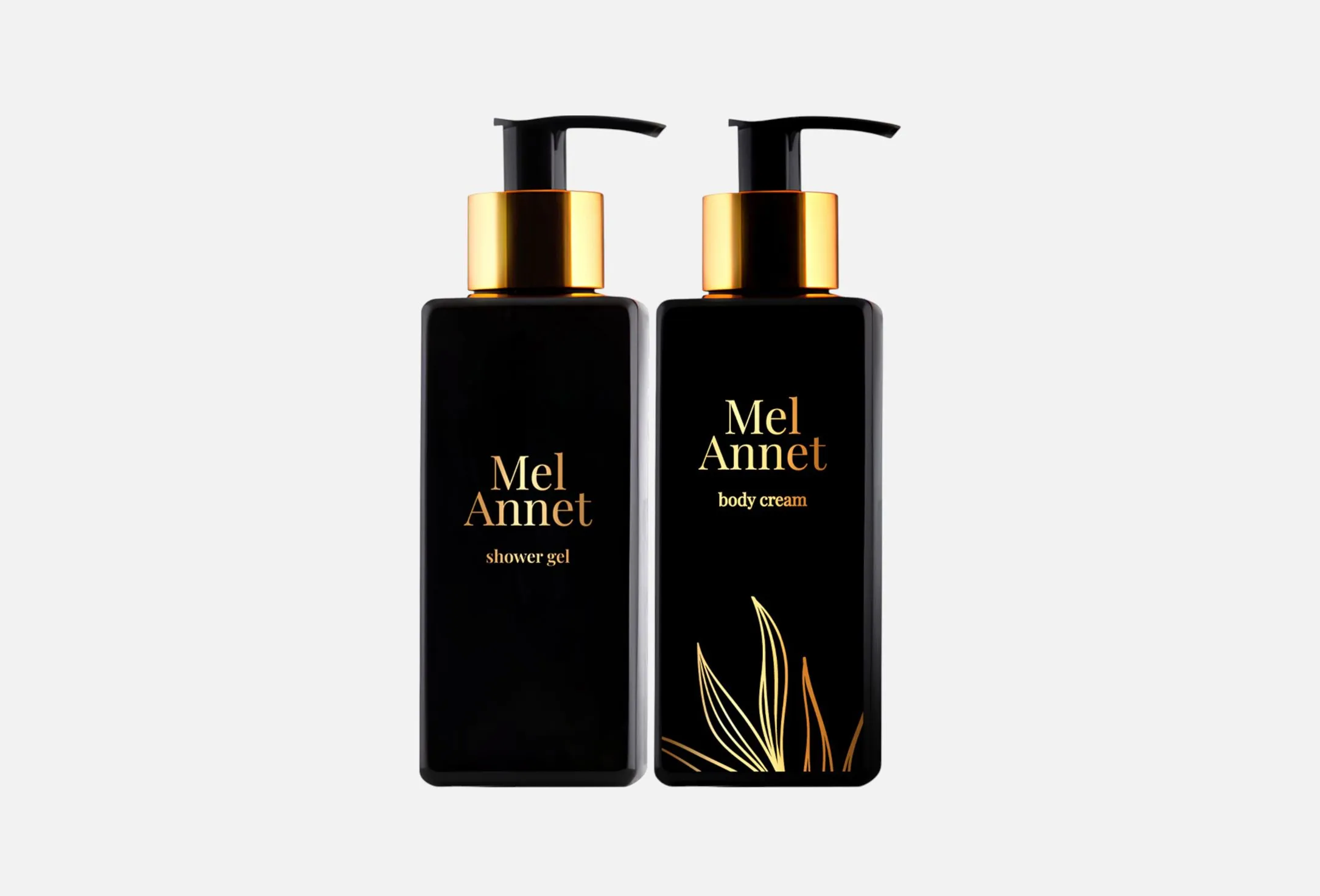 Поэтапный уход за телом: от очищения гелем до нанесения питательного масла, демонстрирующий правильную технику массажа