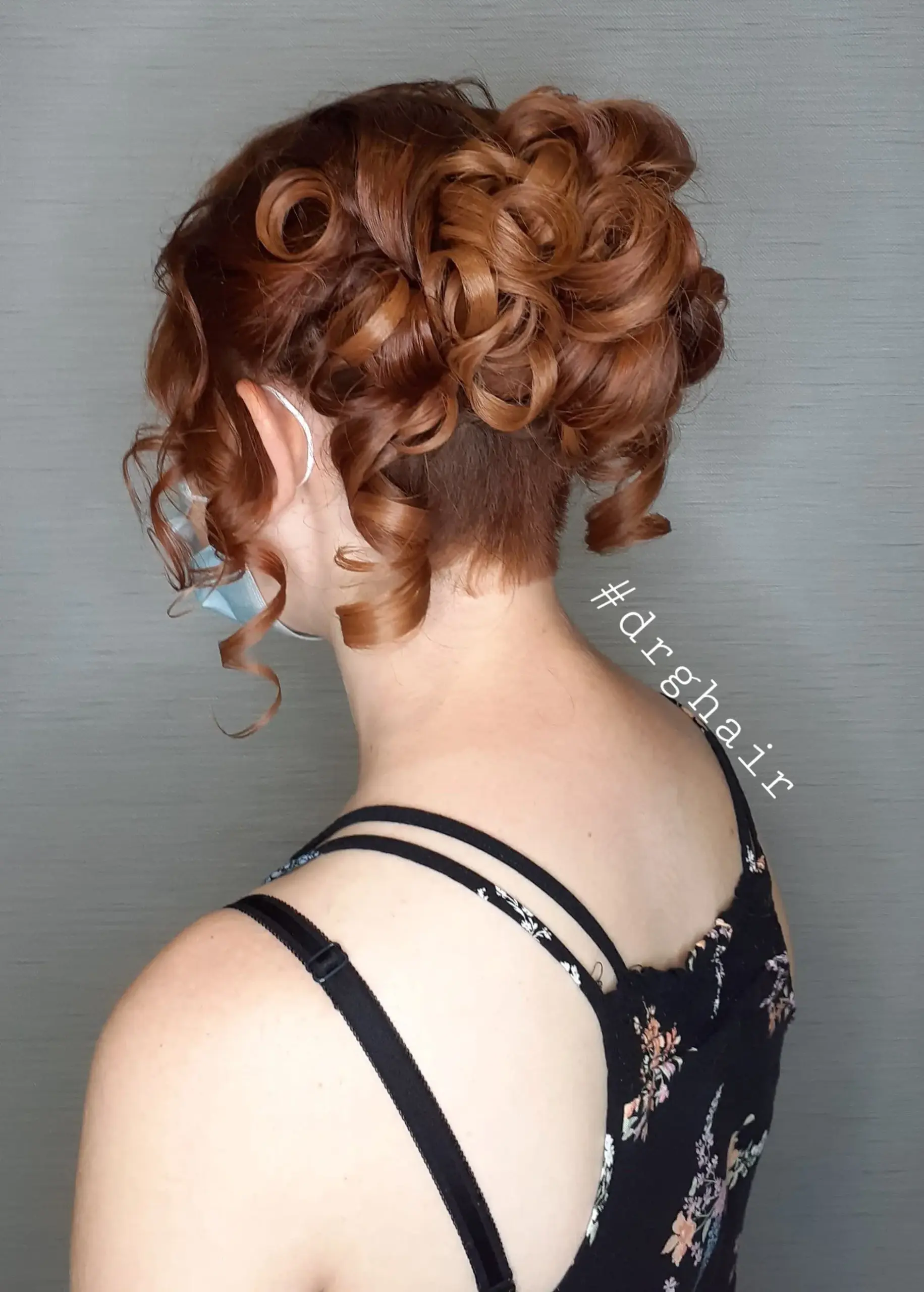 | Салон красоты | vechernie pricheski